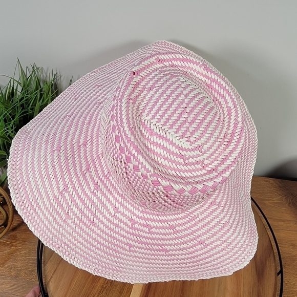 J. Crew Pink and cream oversized straw hat summer beach vacation Size M / L - Picture 6 of 16